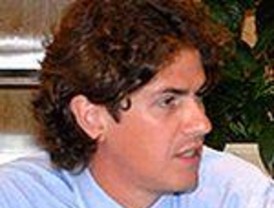 Desmienten un escrache a Lousteau en París