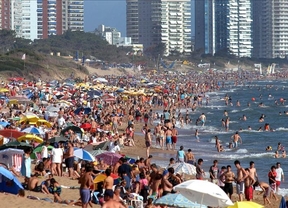Punta del Este tendrá un 'dólar turístico' para favorecer a los argentinos