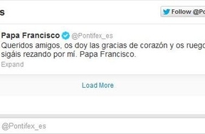 'Sigan rezando por mí' pidió Francisco por twitter