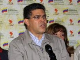 Jaua dice tener la 'absoluta seguridad' de que le ganará Miranda a Radonski