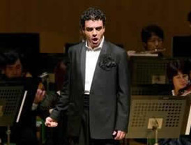 Rolando Villazón vuelve tras 5 años a los escenarios de México