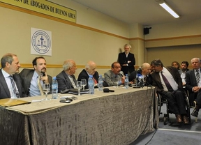Víctimas del régimen franquista concluyen declaraciones ante Servini de Cubría