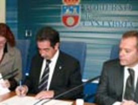 El Gobierno renueva el convenio con la Fundación Víctimas del Terrorismo