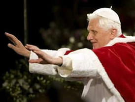 El Papa Benedicto XVI afirmó que el rostro de Cristo se refleja en los humillados y enfermos