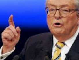 La Eurocámara cambia su reglamento para 'fastidiar' a Le Pen