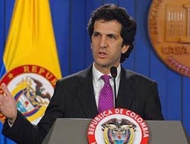 Colombia presenta nota de protesta por sobrevuelo de helicóptero