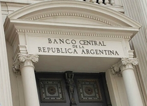 El Banco Central toma más medidas para impedir la salida de divisas