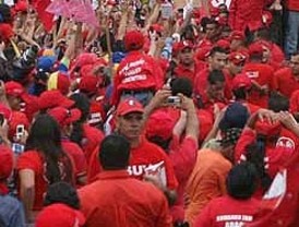 Oficialistas recuerdan el 11 de abril en el centro de Caracas