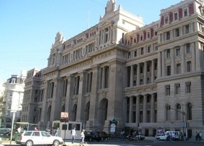 El fiscal de la causa dictaminó que la ley de medios "es constitucional"