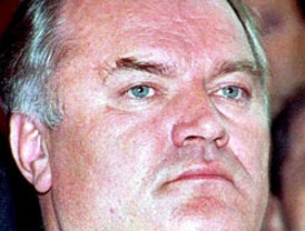 El genocida serbo-bosnio Mladic comparece ante el Tribunal de la Haya