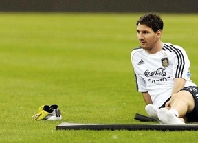 Messi no estará ante Italia por problemas en sus aductores