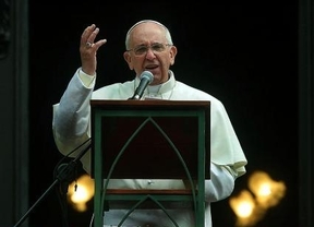 El Papa pidió rechazar "modelos económicos inhumanos"