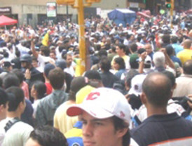 Universitarios no aceptan dialogar con comisión del gobierno