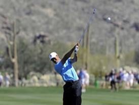 Tiger Woods el # 1 del mundo tras lesión regresa y gana