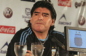 Maradona candidato a dirigir la selección de Irak