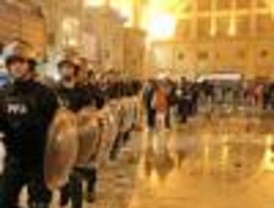 Más de 20 heridos y al menos 16 detenidos tras los graves incidentes en la estación de Constitución