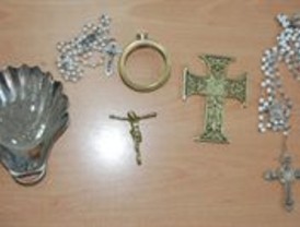 Detenido un joven acusado del robar y causar destrozos en una iglesia de La Línea
