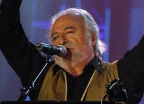César Isella fue declarado embajador de la música popular latinoamericana