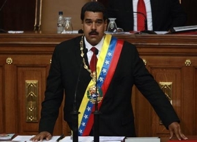 Maduro derribará cualquier avión que penetre ilegalmente en Venezuela