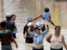 Ecuador enfrenta el peor desastre natural de la década. Las lluvias dejan miles de damnificados