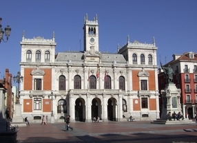 El PSOE de Valladolid asegura que el Ayuntamiento tendrá que devolver 2,7 millones de euros a compañías de móviles
