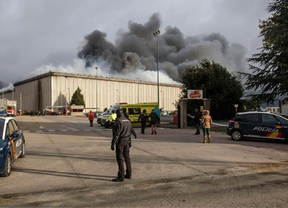 Un devastador incendio destruye la planta de Campofrío en Burgos y pone en peligro un millar de empleos