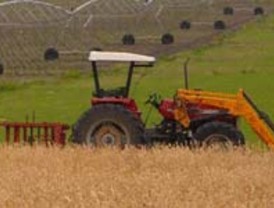 Asaja denuncia la “doble penalización” que soportan los agricultores en el IRPF