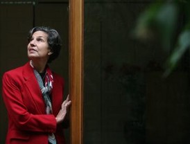 Isabel Allende cree que derecha “ha aprendido y no repetiría la historia”