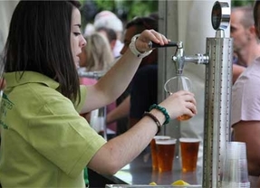 La Feria del Lúpulo y la Cerveza de Carrizo supera los 30.000 visitantes y los 10.000 litros servidos