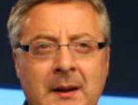 Blanco dice que las rentas de 50.000€ podrían hacer una contribución especial