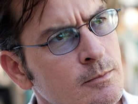 Sheen se rehabilitará en casa para dejar adicciones