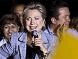 Hillary se juega sus últimas bazas en el recuento de dos estados