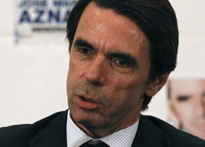 Aznar rechaza los secesionismos y dice que 