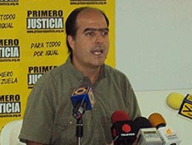 Primero Justicia propone ley para la economía