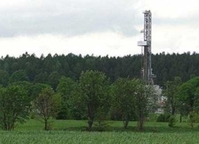 Silván valora la obligación de evaluar el impacto ambiental de las nuevas técnicas como el 'fracking'