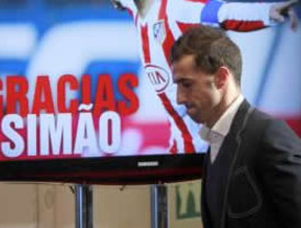 Simao se siente honrado en vestir la playera del Atlético de Madrid