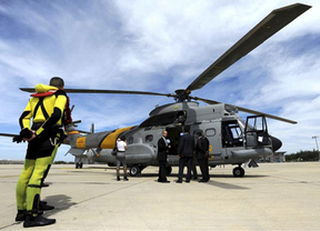 Recuperan nuevos restos humanos del helicóptero siniestrado en aguas canarias