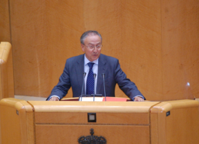 El socialista Emilio Álvarez y el nacionalista Josep Maldonado se enzarzan en el Senado por el Toro de la Vega
