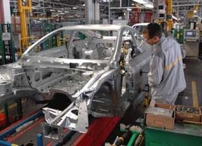 Renault fabrica 104.000 vehículos en Valladolid y Palencia en el primer trimestre, un 30% más