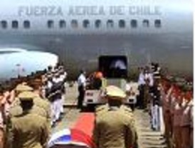 Del accidente aéreo en Panamá y Michelle Bachelet los recibe