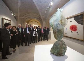 Sáenz de Santamaría destaca la importancia de la obra de Miró en la proyección internacional de la marca España