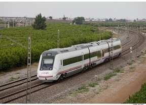 Silván asegura que no se producirá el cierre de ninguna línea ni corredor en CyL ante la reordenación ferroviaria del Gobierno