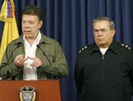 El Gobierno propone a las FARC hacer autopsia a Tirofijo