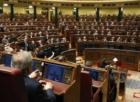 Parlamentarios de CyL juran o prometen su cargo en la sesión constitutiva de las Cortes