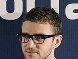 Justin Timberlake, como Mila Kunis, saldrá con una marine