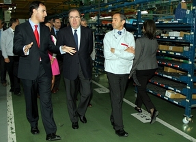 La planta de Nissan en Ávila afianza su viabilidad con la fabricación de un nuevo camión en 2013
