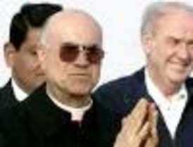 Enviado del Papa entregó 1,35 millones de dólares para damnificados