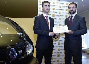 Un ingeniero industrial de la UVA, premio Renault al mejor proyecto fin de carrera sobre movilidad sostenible