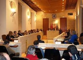El Ayuntamiento de Salamanca abonará la parte proporcional de la extra de 2012 y los sindicatos retirarán su recurso