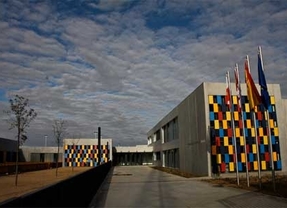 Educación suscribe dos convenios con el Ayuntamiento de Arroyo (Valladolid) para la ampliación de sus colegios